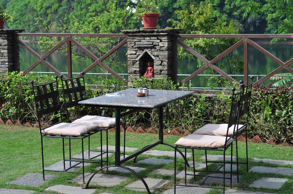 Trek-O-Tel Pokhara Exterior foto