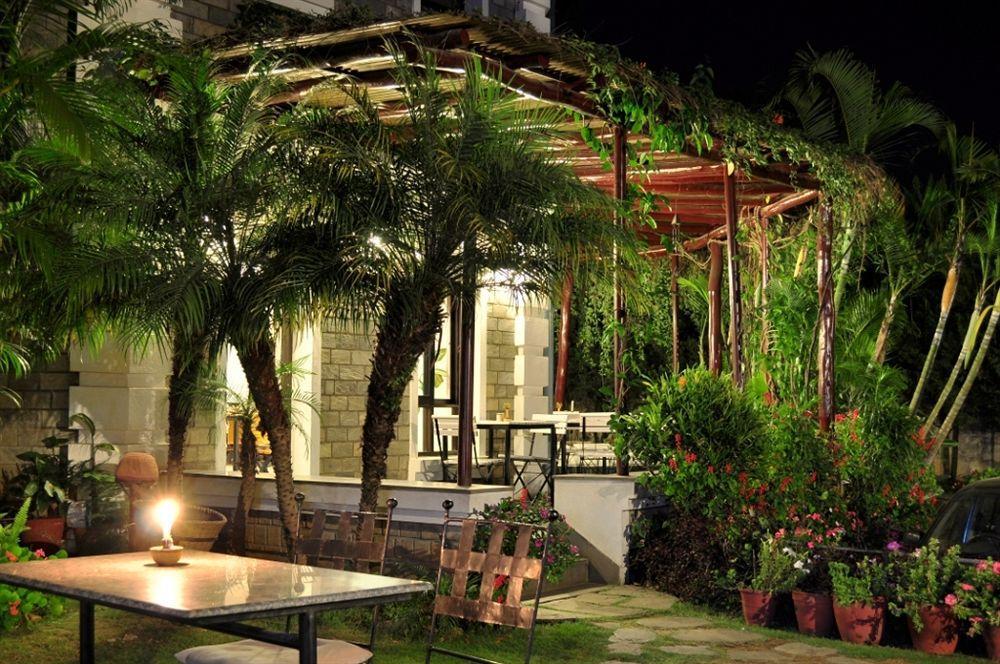Trek-O-Tel Pokhara Exterior foto
