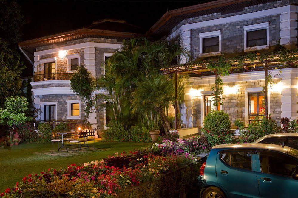 Trek-O-Tel Pokhara Exterior foto
